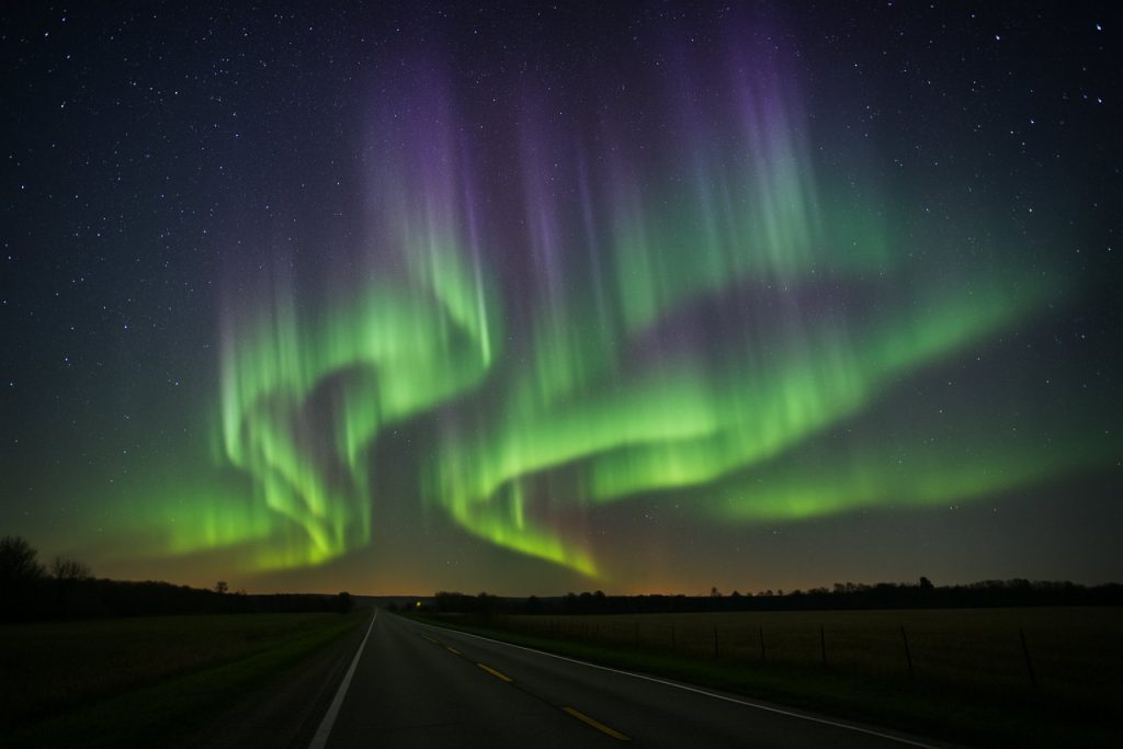 Rare Aurora Alert: 15 U.S. States Poised for Dazzling Night Sky Display—Essential Guide Rare Aurora Alert: 15 U.S. States Poised for Dazzling Night Sky Display—Essential Guide
